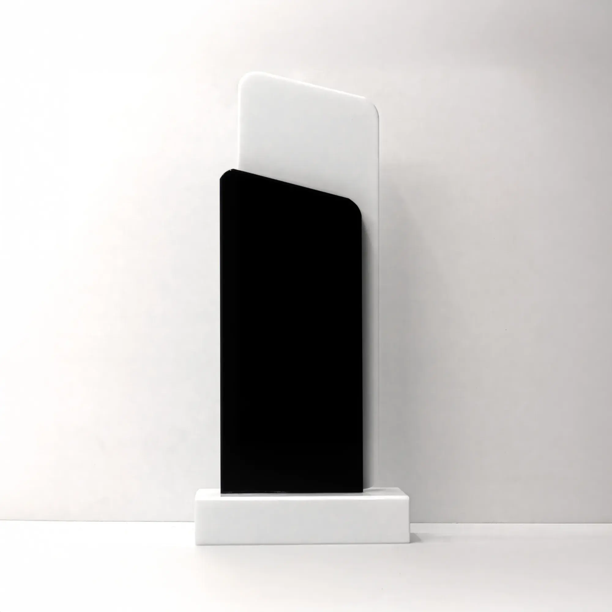 AXTROVA | 11600 Black and White Crystal Trophy - Image 2