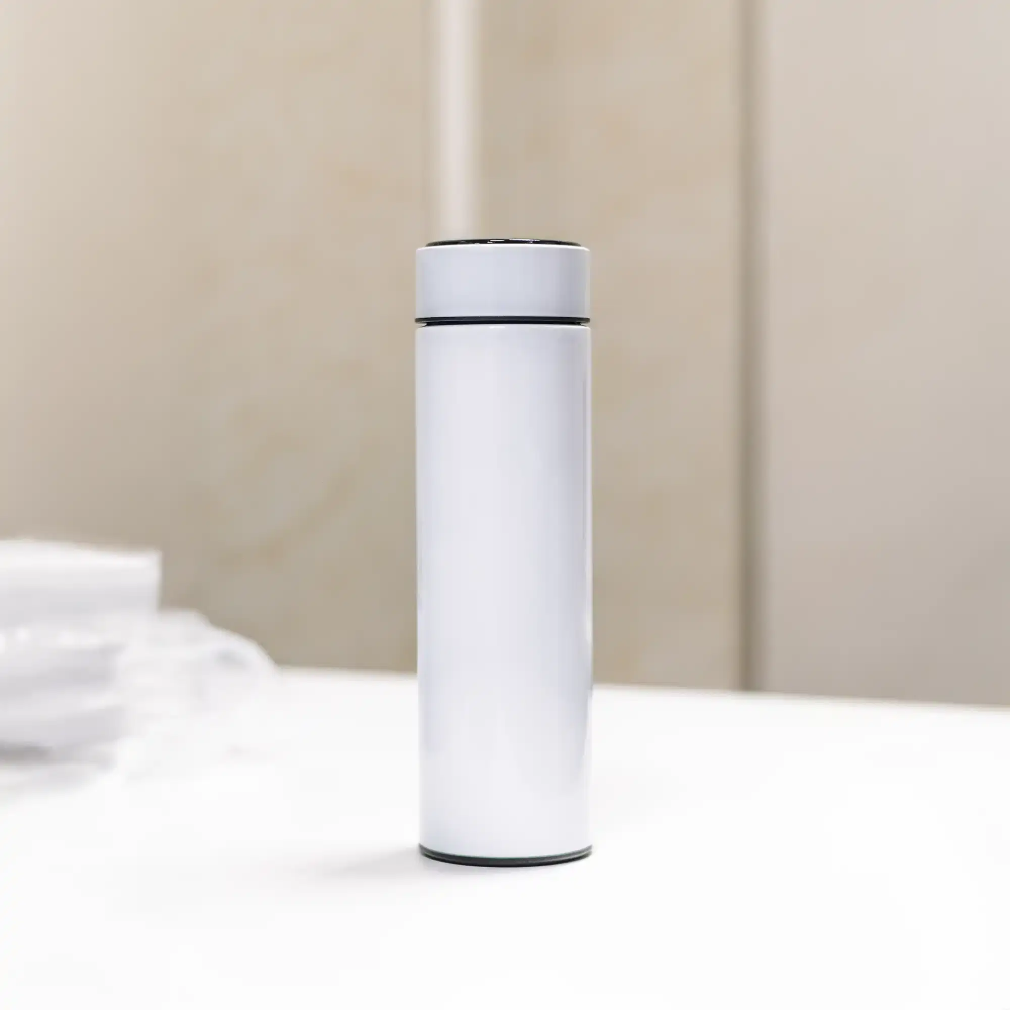 LumiTemp | 11537DWT Smart LED Temperature Display Bottle White - Image 3